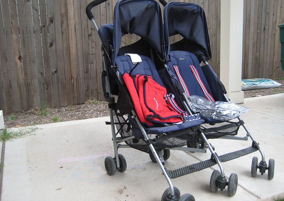 twin triumph double stroller maclaren